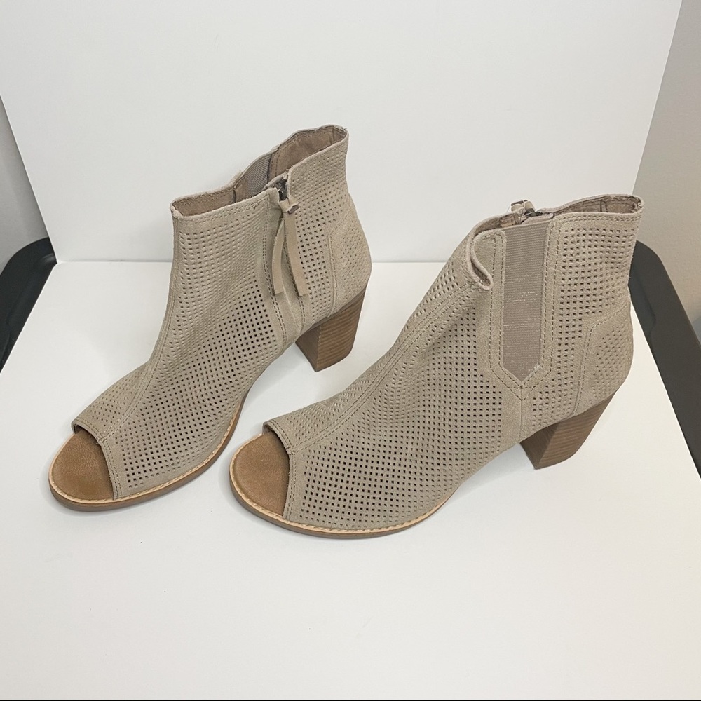 Toms Majorca Suede Perforated Peep Toe Booties